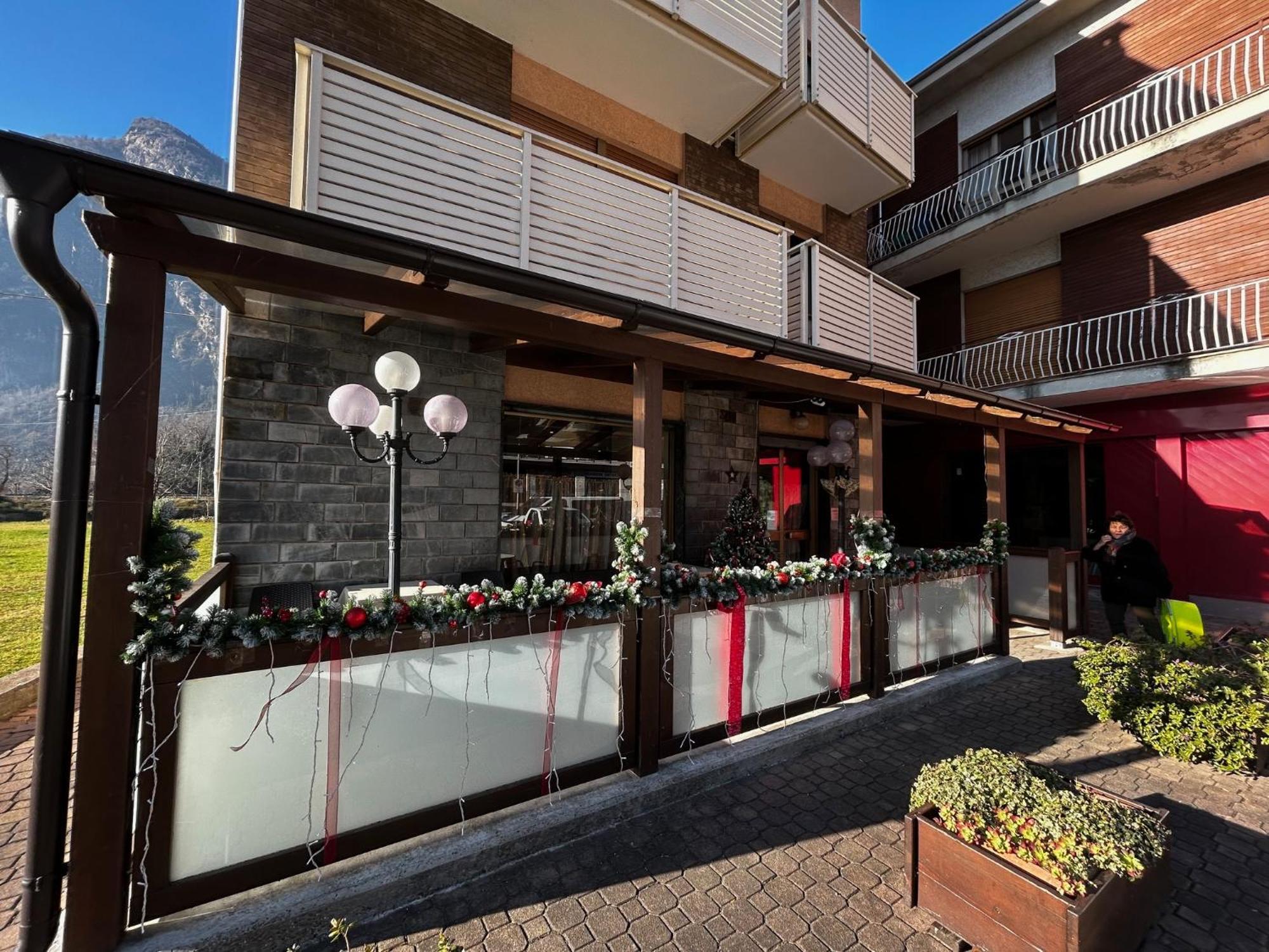 Carla Hotel
